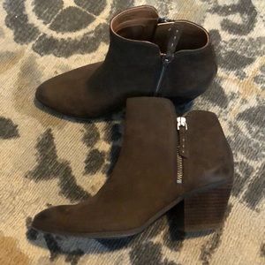 Size 8.5 Brown Frye Ankle Boots